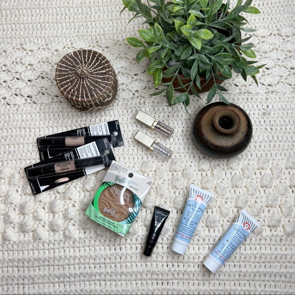 GOODIE BAG Miscellaneous Makeup & Skincare Products New in Original Packaging - Picture 10 of 10
